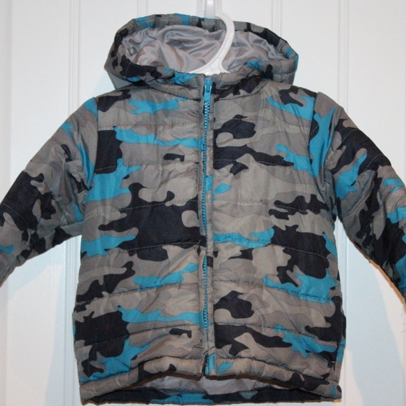 3/$25 🏷 Gymboree Grey & Blue Camo Puffer Coat Size 12-24m - Picture 2 of 3